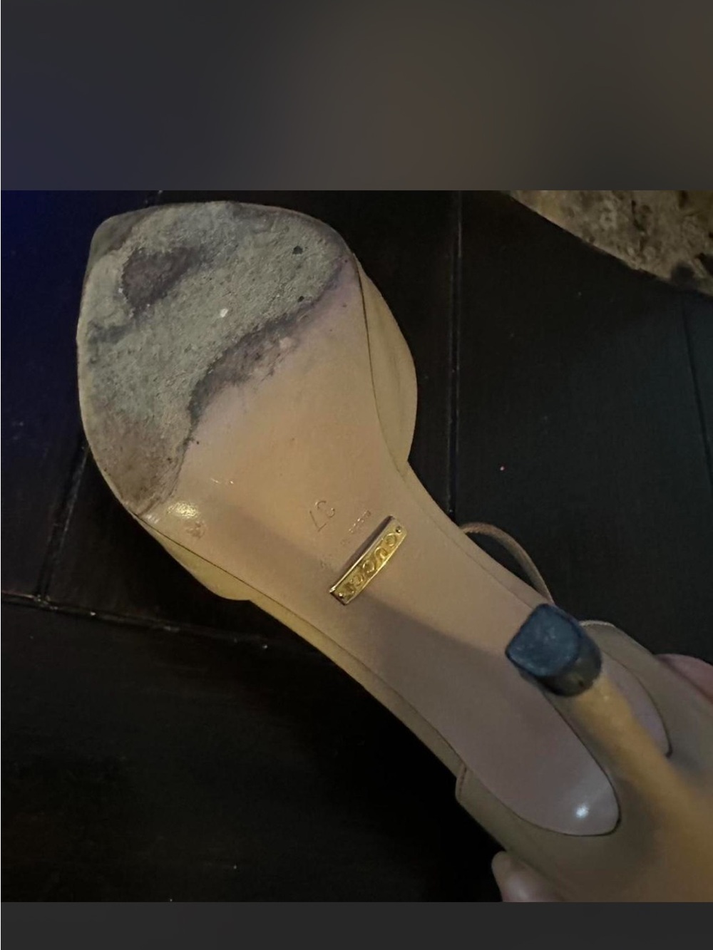 Gucci Nude Pointed T-Strap Heels with Gold Studs - Picture 4 of 5